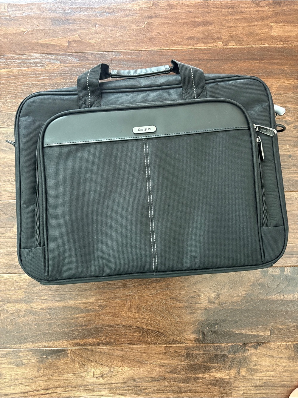 Targus Black Laptop Briefcase with Front Organizer